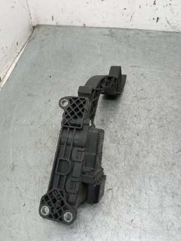 4M519F836AK Pedal del acelerador  en stock Granada