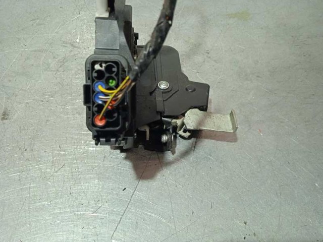 FORD 4M5AA26413BE Cerradura de puerta trasera izquierda  comprar en Ponferrada