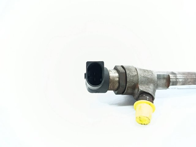 FORD 4M5Q9F593AD Inyector  en stock Salamanca