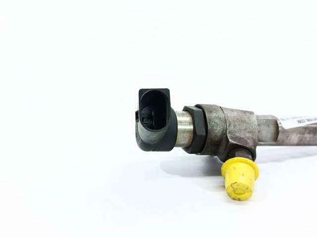 4M5Q9F593AD FORD Inyector  en stock Huelva