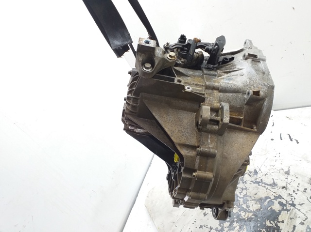 4M5R7002CE Caja de cambios  en stock Castellón