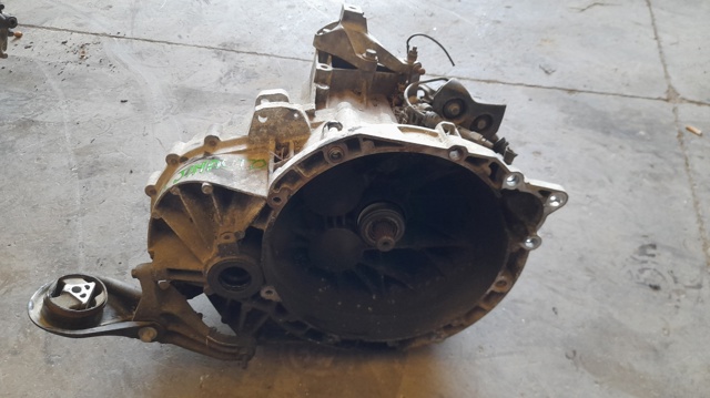 4M5R7002CE Ford