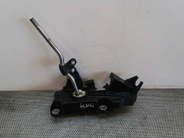 4M5R7C453DB Ford