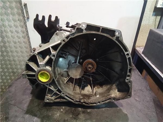 4M5R7F096YA Ford