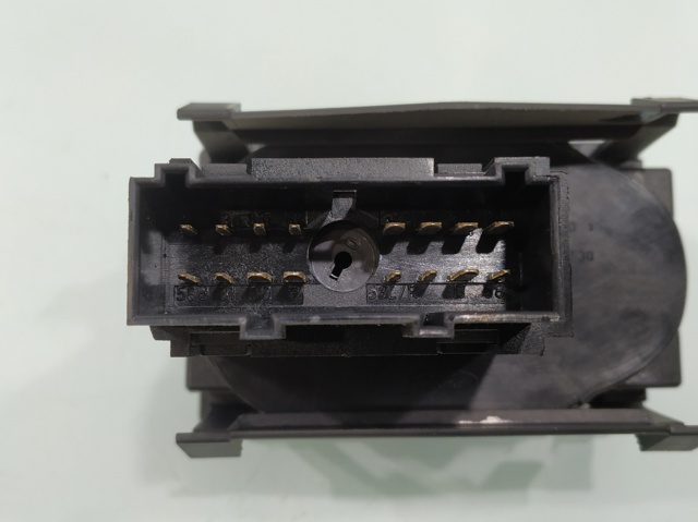 FORD 4M5T13A024AA Interruptor de luces en el tablero  disponible Valladolid