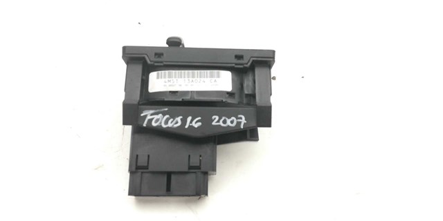 4M5T13A024CA Interruptor de luces en el tablero  en stock Sabadell