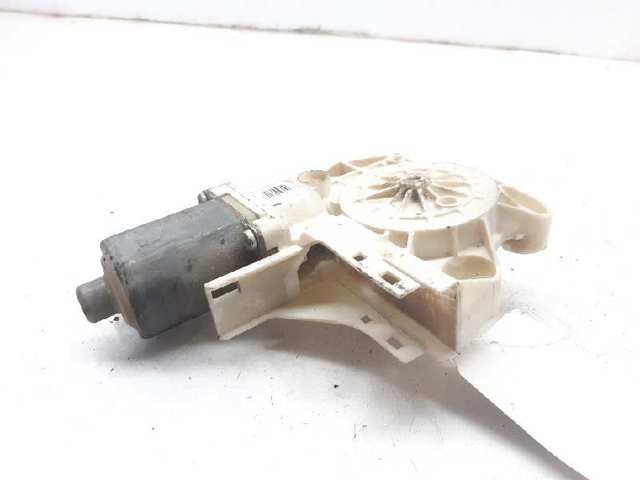 4M5T14A389 FORD Motor del elevalunas de la puerta delantera izquierda  disponible Ourense