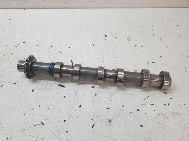 4R8Q6A271AC Land Rover