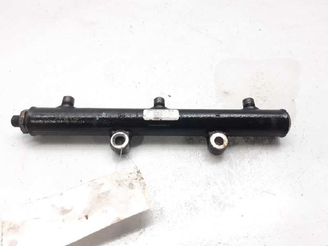 4R8Q9D280BB Land Rover
