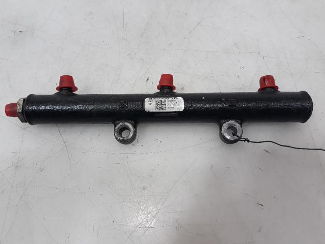 4R8Q9D280BC Land Rover