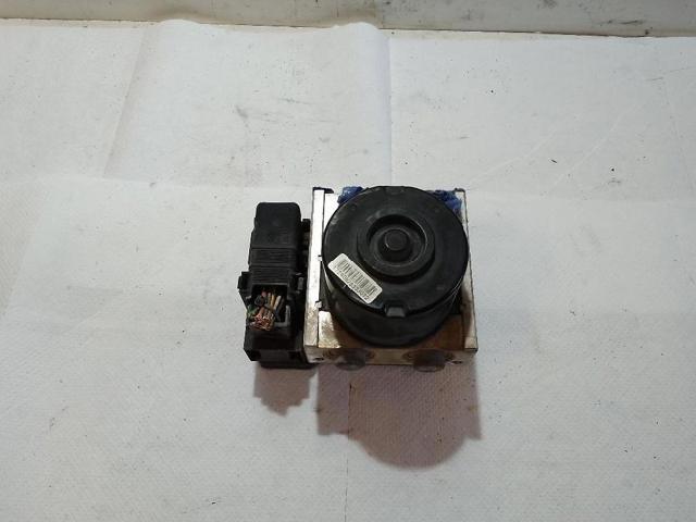 4S612M110DA Ford