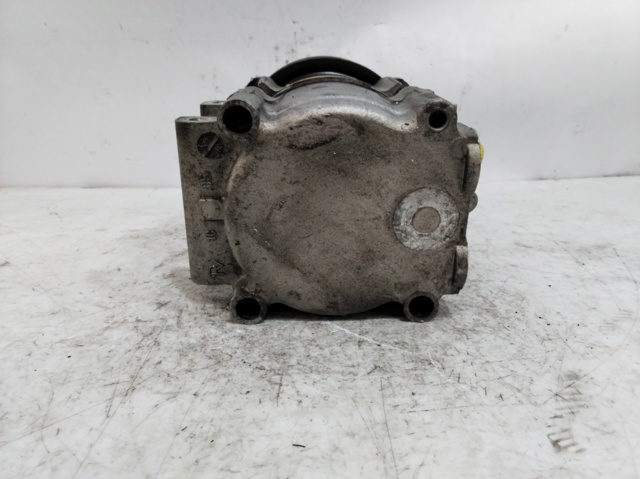 FORD 4S7119D629AA Compresor de aire acondicionado  disponible España