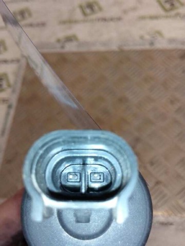 500304249 IVECO Bomba de agua limpiaparabrisas, delantera  en stock Gandía