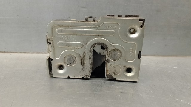 IVECO 500314256 Cerradura de puerta delantera derecha  disponible Valladolid