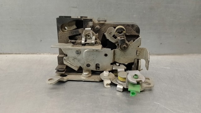 IVECO 500314256 Cerradura de puerta delantera derecha  comprar en Albacete