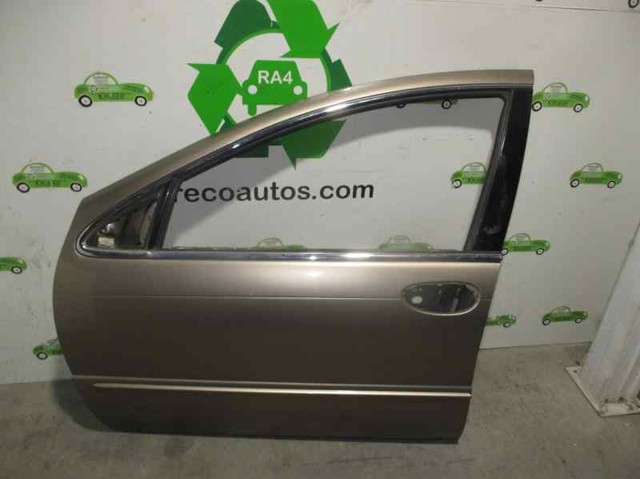 Puerta delantera izquierda 5003227AD Chrysler