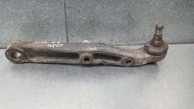 500334716 Brazo inferior derecho de la suspensión delantera  en stock Sabadell