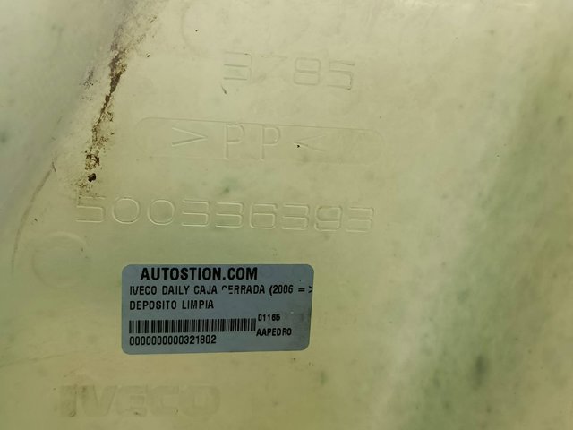 Depósito de limpiaparabrisas para Iveco Daily