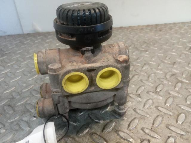 Válvula aceleradora neumática 5010260705 RENAULT
