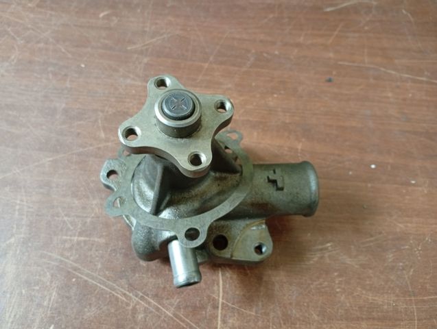 Bomba de agua para motor 5011864 FORD