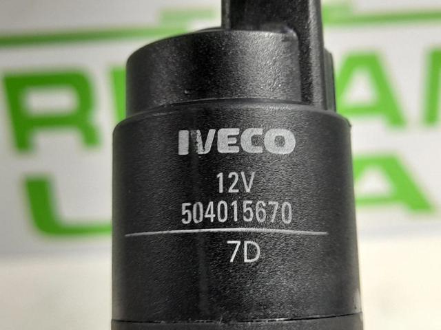 504015670 IVECO Bomba de agua limpiaparabrisas, delantera  en stock Gandía