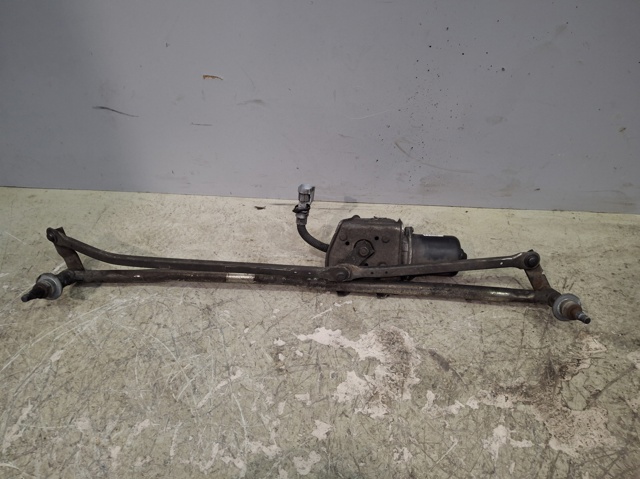 504084722 IVECO Trapezio del limpiaparabrisas  comprar en Jaén
