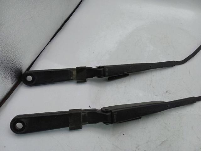 Escobillas de limpiaparabrisas delanteras para Renault Master II (JD, ND)