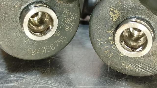 504088755 IVECO Inyector de combustible  disponible Ourense