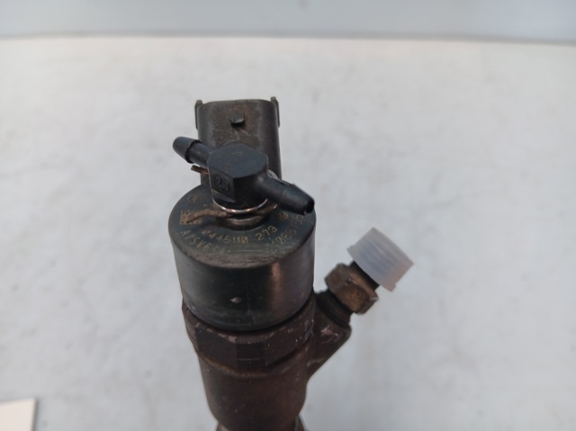IVECO 504088755 Inyector  en stock Salamanca