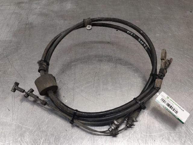 Cable de freno de mano trasero derecho/izquierdo 504201383 IVECO
