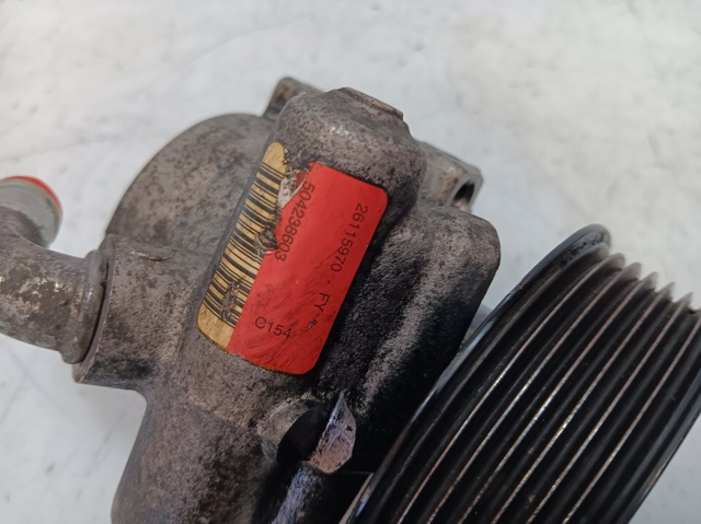 IVECO 504238603 Bomba de dirección asistida  comprar en Murcia