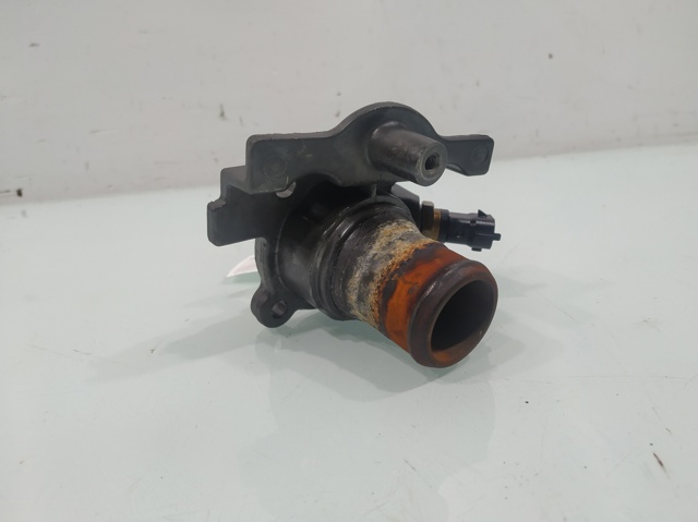 Comprar Carcasa del termostato Iveco Daily III  a bajo precio