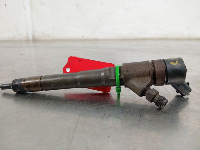 504389548 Inyector de combustible  disponible Utrera