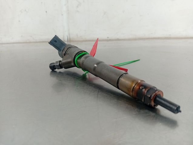 IVECO 504389548 Inyector de combustible  disponible Valladolid