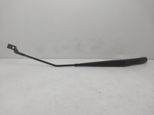 Brazo del limpiaparabrisas Alfa Romeo Giulietta  hatchback comprar en España