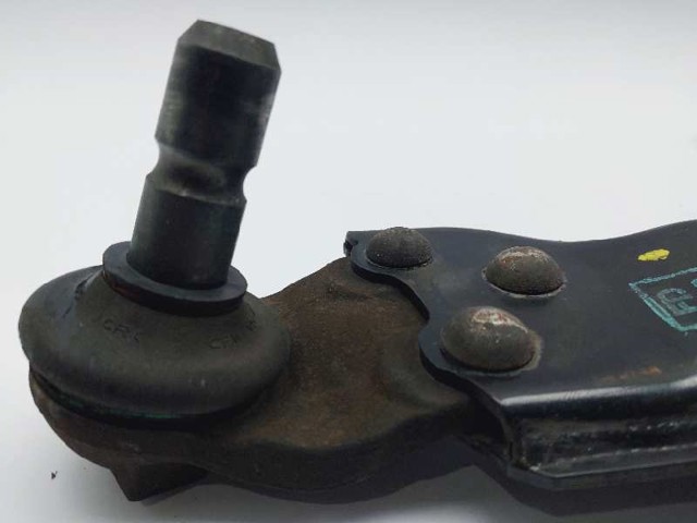50513442 Brazo inferior derecho de la suspensión delantera  en stock Sabadell