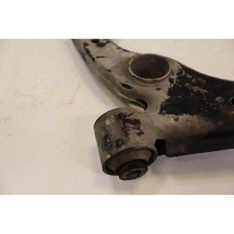 50513442 FIAT Brazo inferior derecho de la suspensión delantera  disponible Ourense