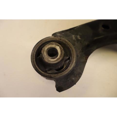 50513444 Brazo inferior izquierdo de la suspensión delantera  comprar en Pontevedra