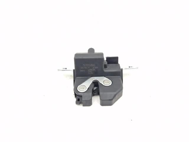 Cerradura de puerta trasera Mito  hatchback (2008-2018) original desde 85,53 €