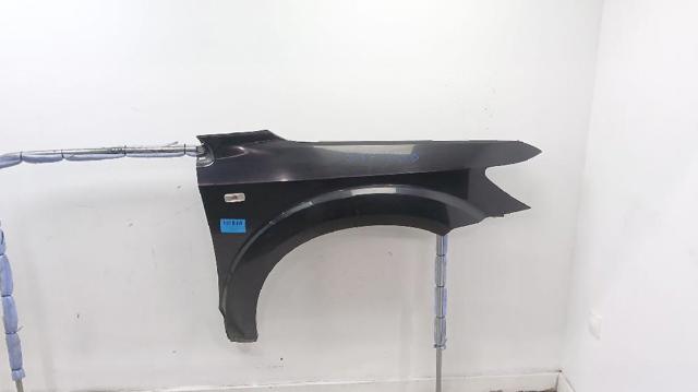 Guardabarros delanteros derecho 5076726AD CHRYSLER