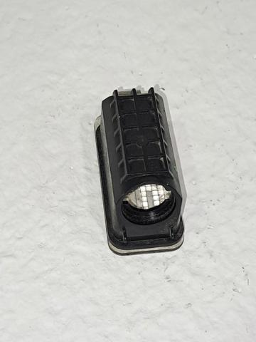 5105886 FORD Luz matricula  en stock Huelva