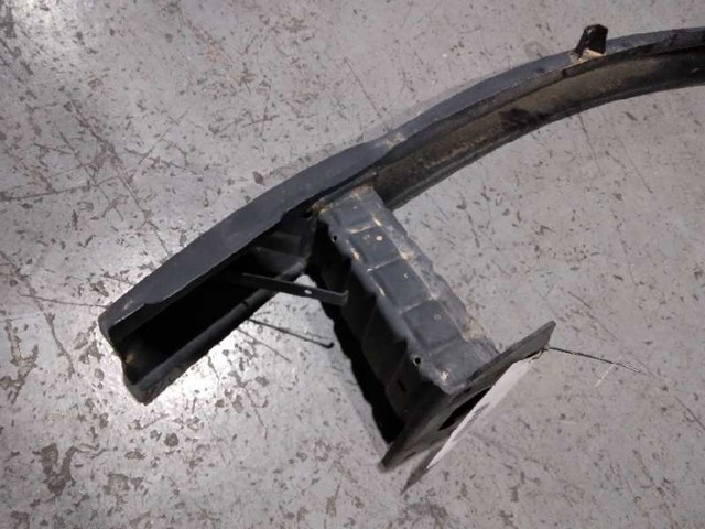 51117146645 Refuerzo de parachoques delantero  disponible Málaga