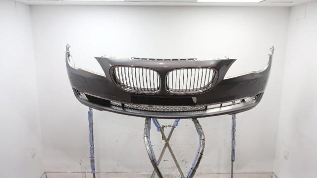 Paragolpes para BMW 7 F01, F02, F03, F04