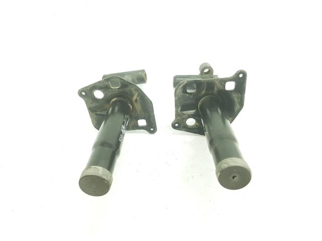 Soporte De Amplificador De Parachoques Delantero 51118159360 BMW