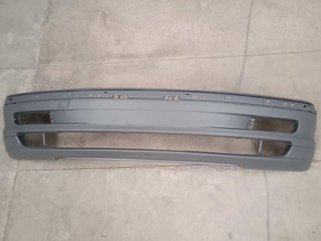 Parachoques 51118195284 BMW