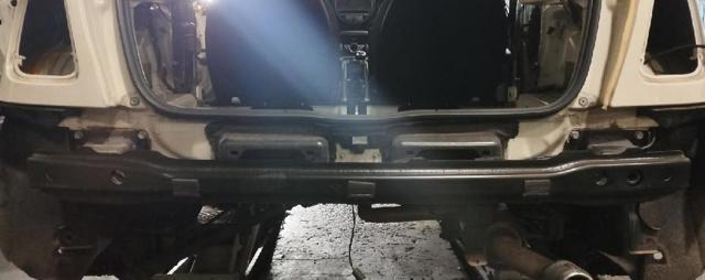 51122751305 BMW Refuerzo de parachoques trasero  disponible Vigo