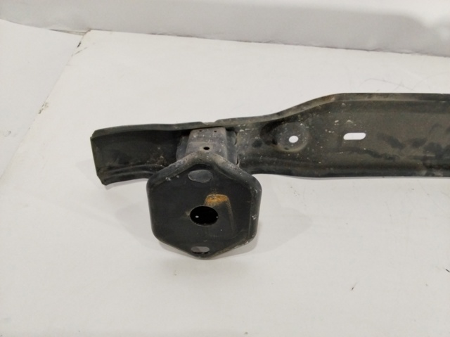 Refuerzo parachoque trasero BMW 1  (F21)