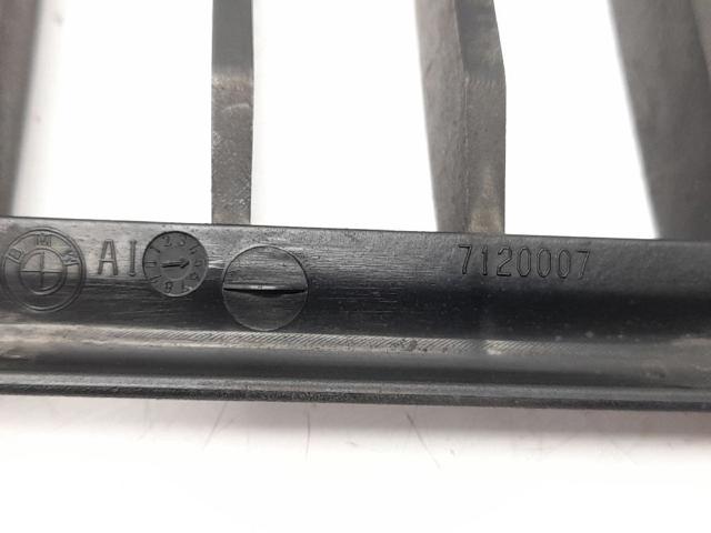 51137120007 Parrilla izquierda del radiador  disponible Málaga