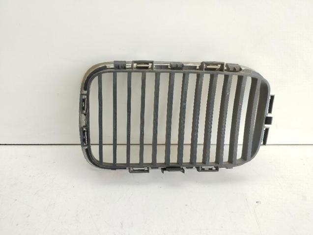 51138122238 BMW Rejilla derecha del radiador comprar Alcalá