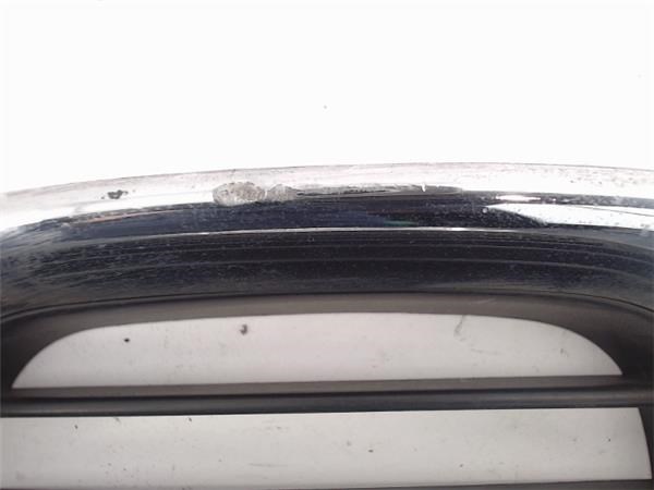 51138122238 BMW Rejilla derecha del radiador comprar Madrid